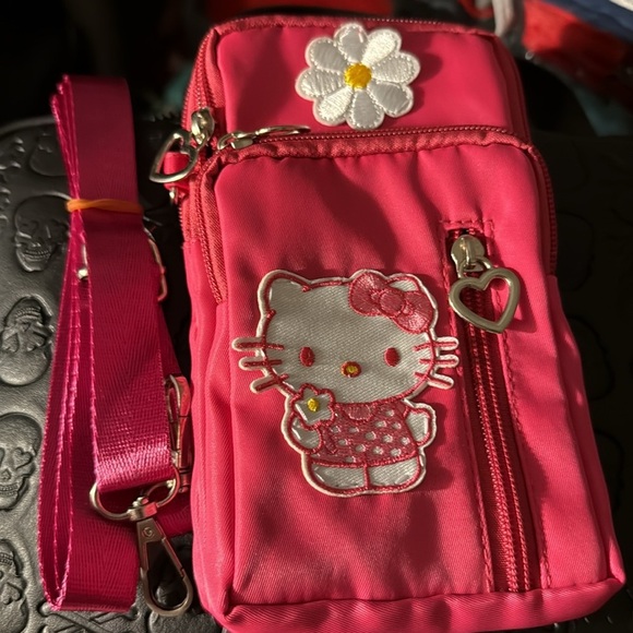 Hello Kitty Pink Crossbody Bag - Picture 4 of 4